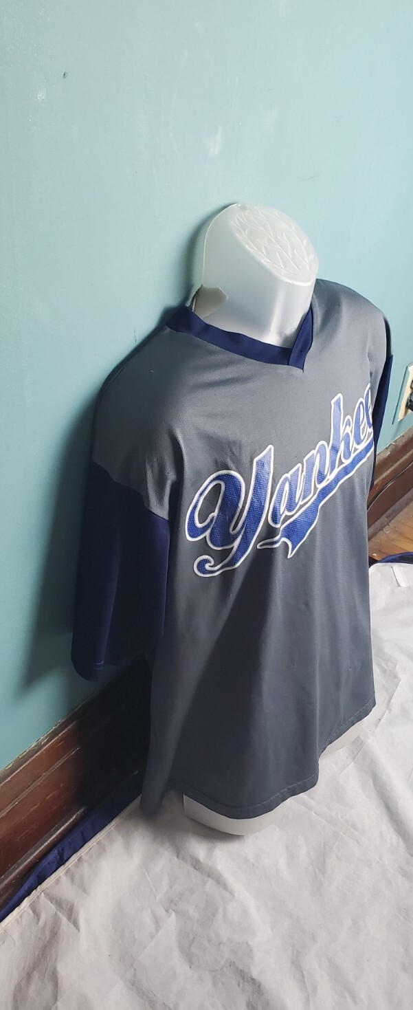 Vintage True Fan NY Yankees Jersey MLB Genuine Merchandise Men’s Size Medium M
