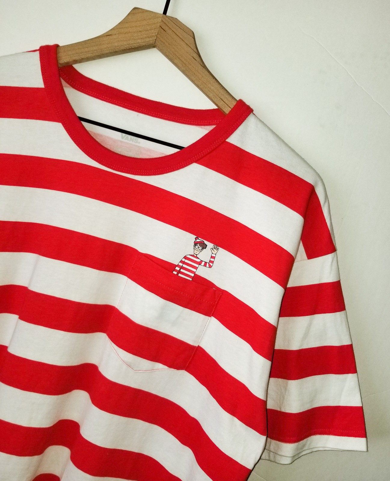 VANS x Where’s Waldo Ringer T-Shirt Red White Striped Pocket Collab Skate Tee LG
