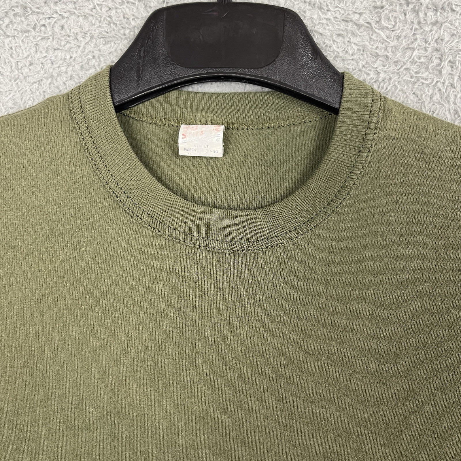VTG Soffe T Shirt Tag M 17.5” PTP Single Stitch Sleeve Army Green Olive Military