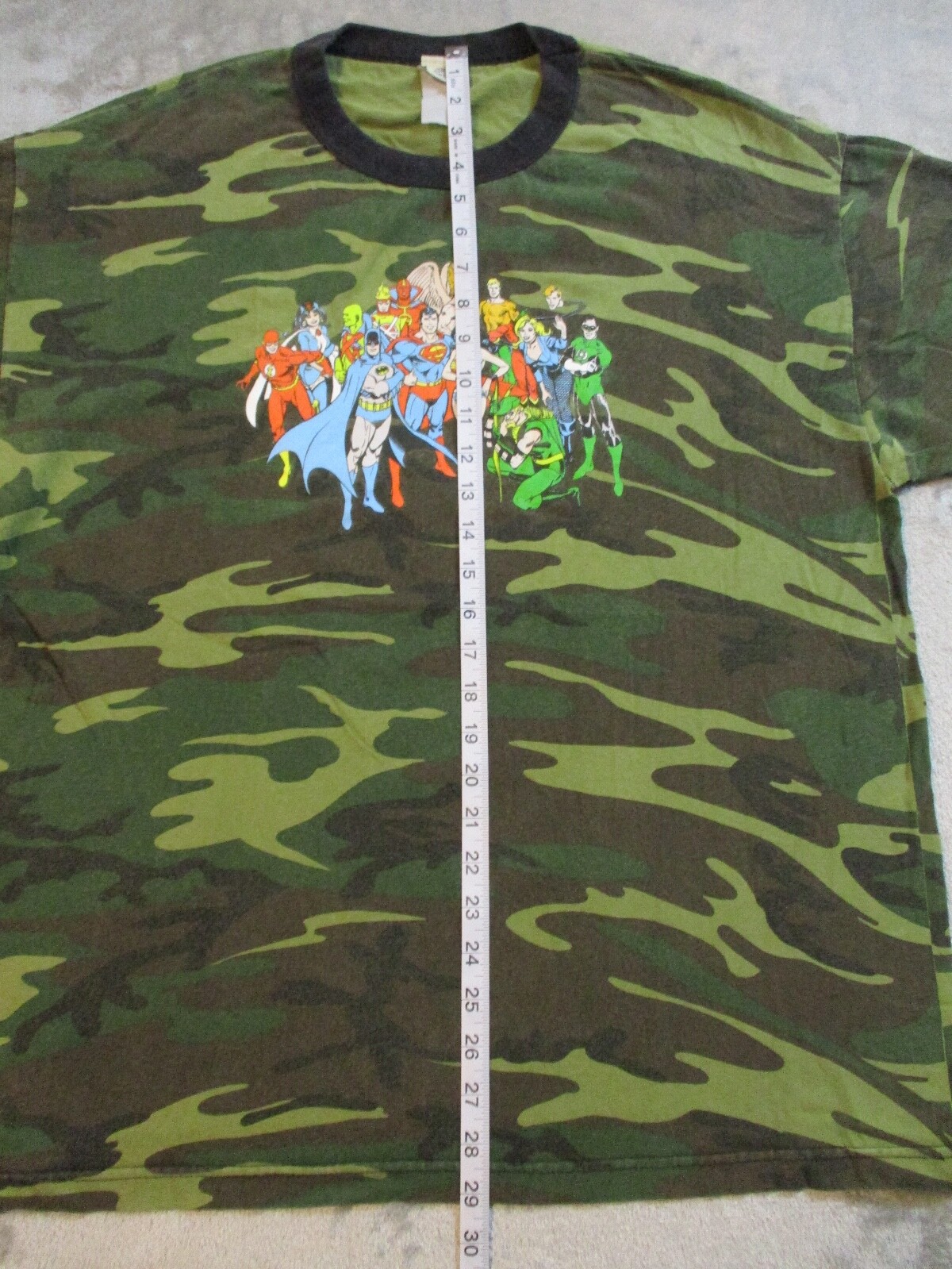 Vintage DC Comics Justice League Shirt Mens XL Green Camo Super Hero TV Movie