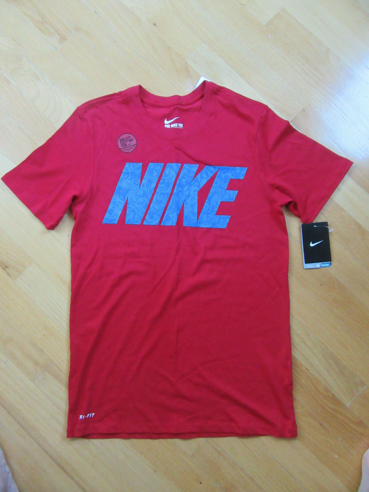 NWT NIKE Dri Fit Logo Red Short Sleeve T-Shirt Cotton/Polyester Sz S