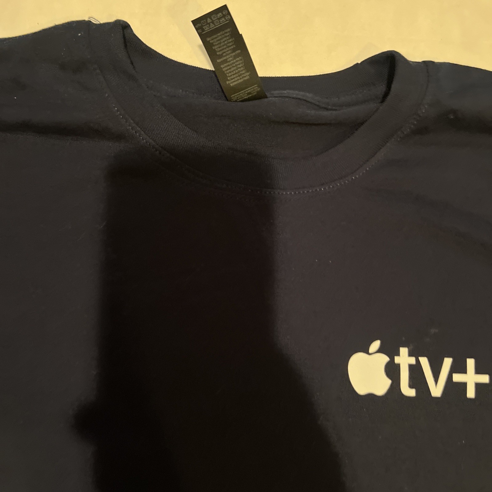 Apple TV+ Platonic Mac Store Employee Issued Athletic Shirt Medium Genius New