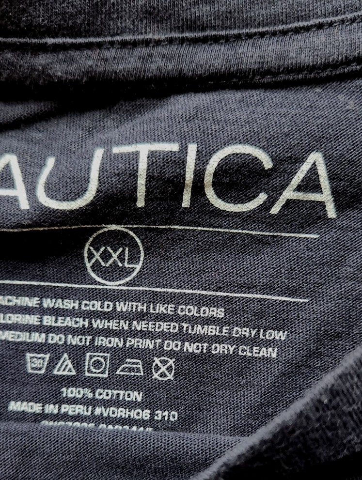 Lot Of 2 Nautica TShirts XXL Made In USA Navy Blue Red Logo Cotton Sport Boating