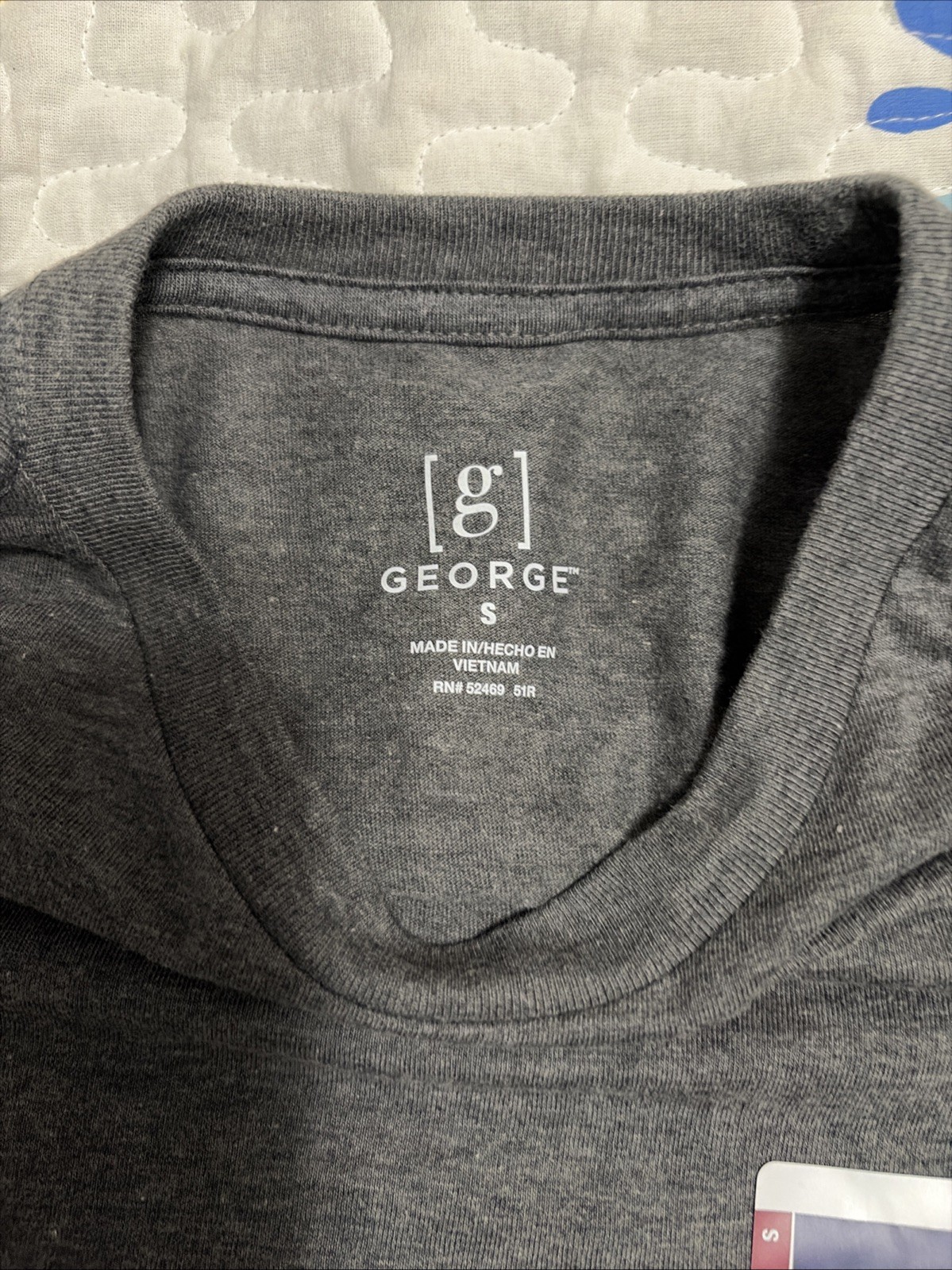 Small 34-36 Men’s Moisture Wicking Short Sleeves Crew Tee Grey Shirt George