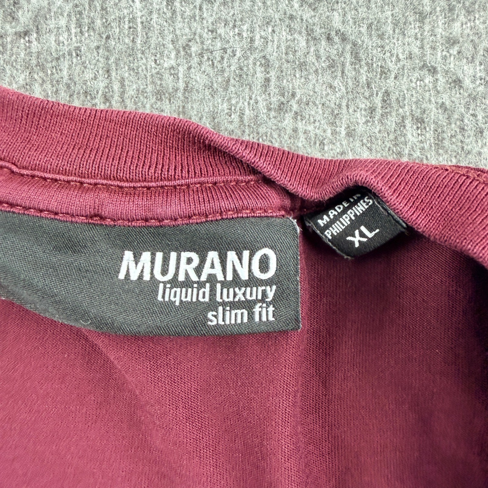 Murano Liquid Luxury Slim Fit TShirt Men’s XL Burgundy Golden Gate Bridge Cotton