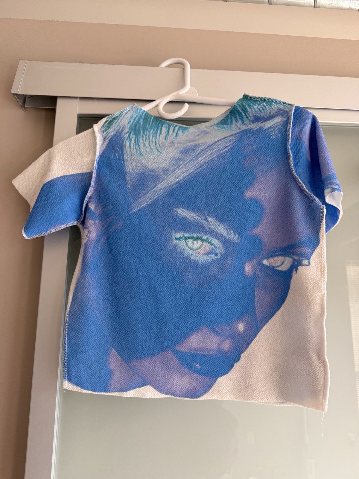 1XBLUE Graphic Print T-Shirt M Short Sleeve Polyester Elastane