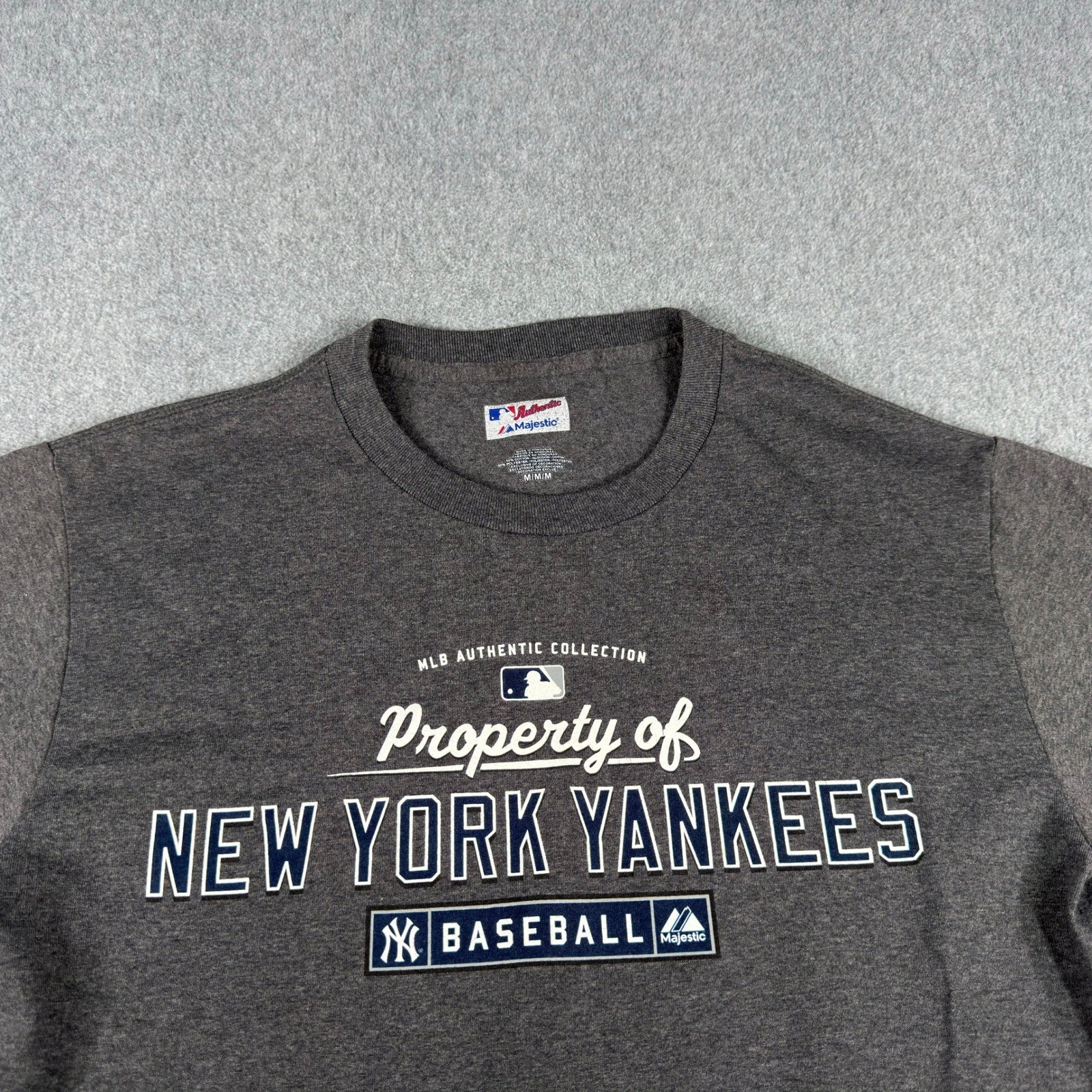 Majestic New York Yankees Baseball T-Shirt Men’s M Gray MLB Authentic
