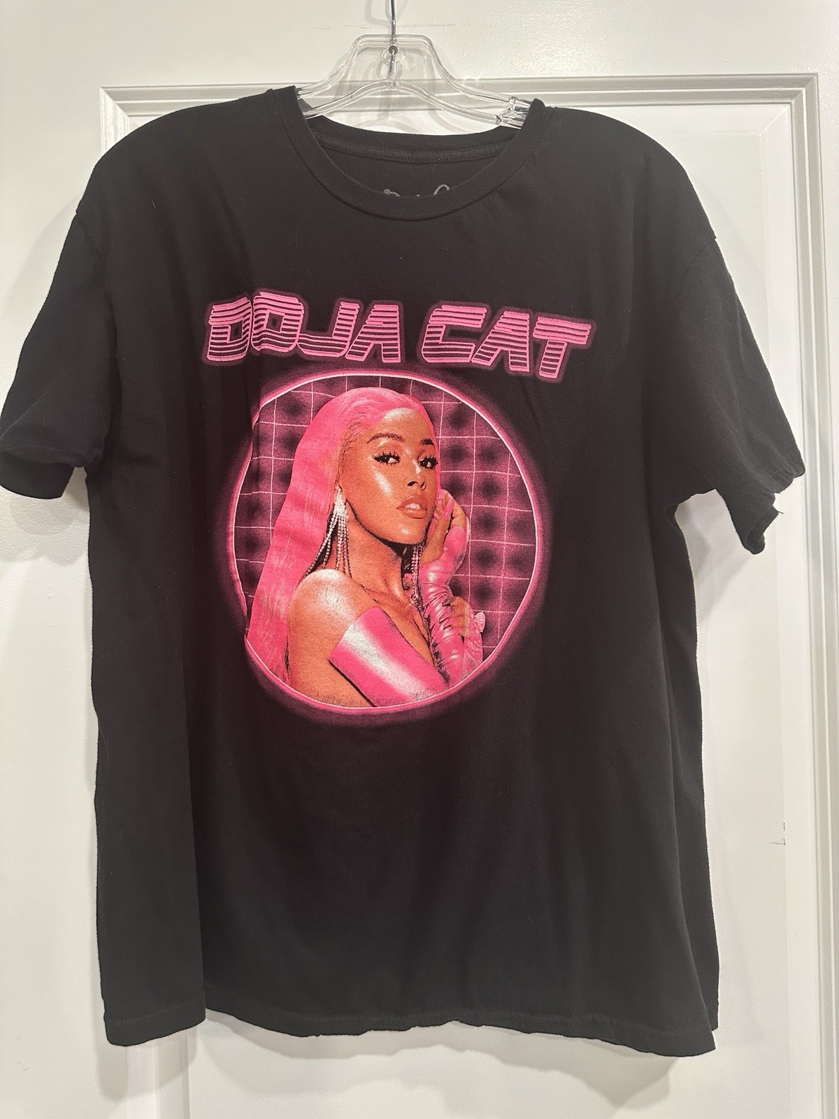 Doja Cat Black/Pink Graphic Logo Tee, Cotton Knit Crew Neck, XL Regular Fit