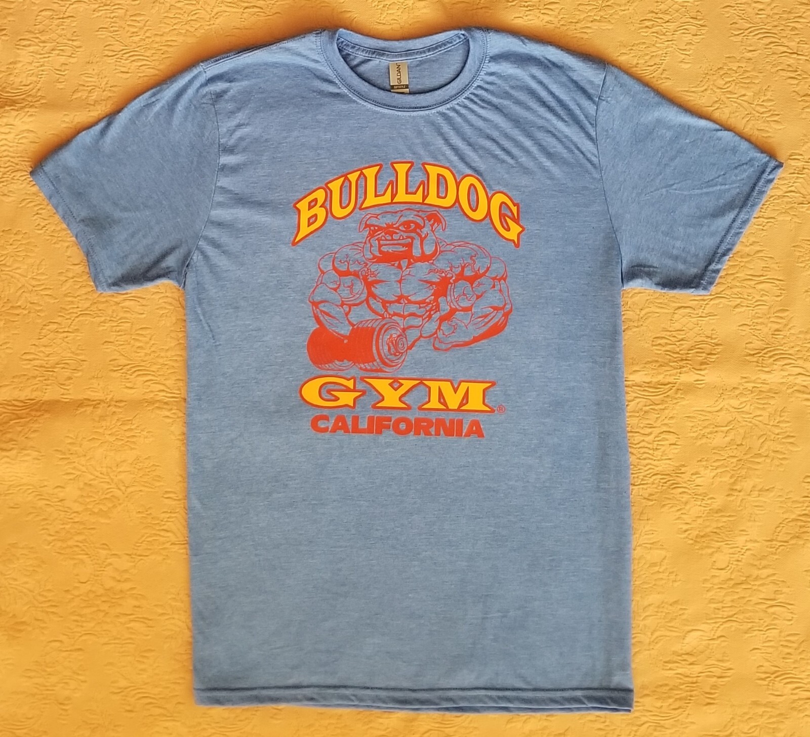 Bulldog Gym Venice California Bodybuilding Muscle Royal / Vintage Gold T-Shirt