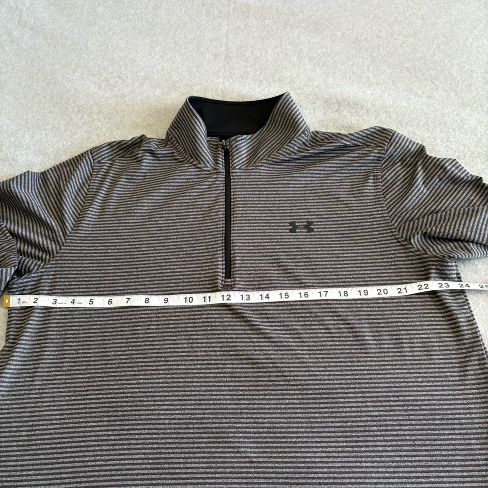 Under Armour 1/4 Zip HeatGear Pullover Gray Stripe Men’s XL Athletic Shirt