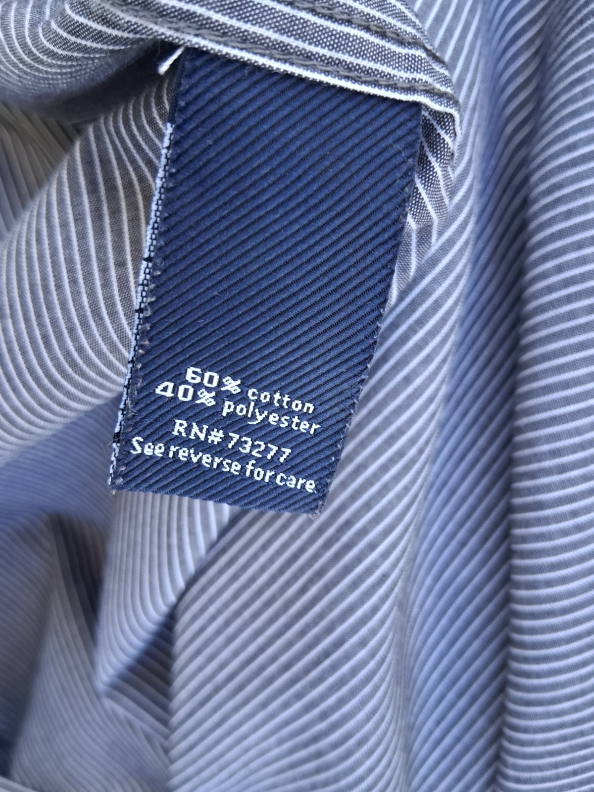 Croft & Barrow Men’s Gray Striped Broadcloth Button-Up Shirt Long Sleeve 17.5 36