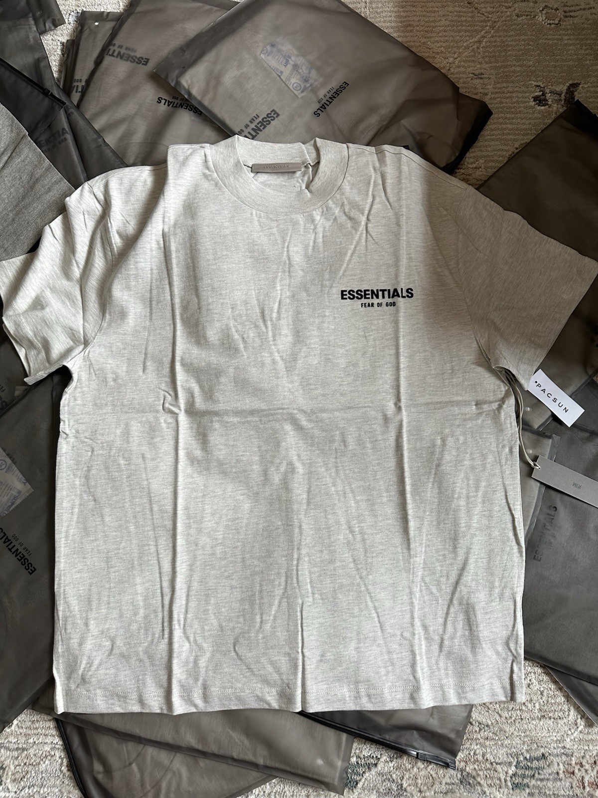 Size Small Light Oatmeal – Fear of God Essentials T-Shirt Brand New Tags – White