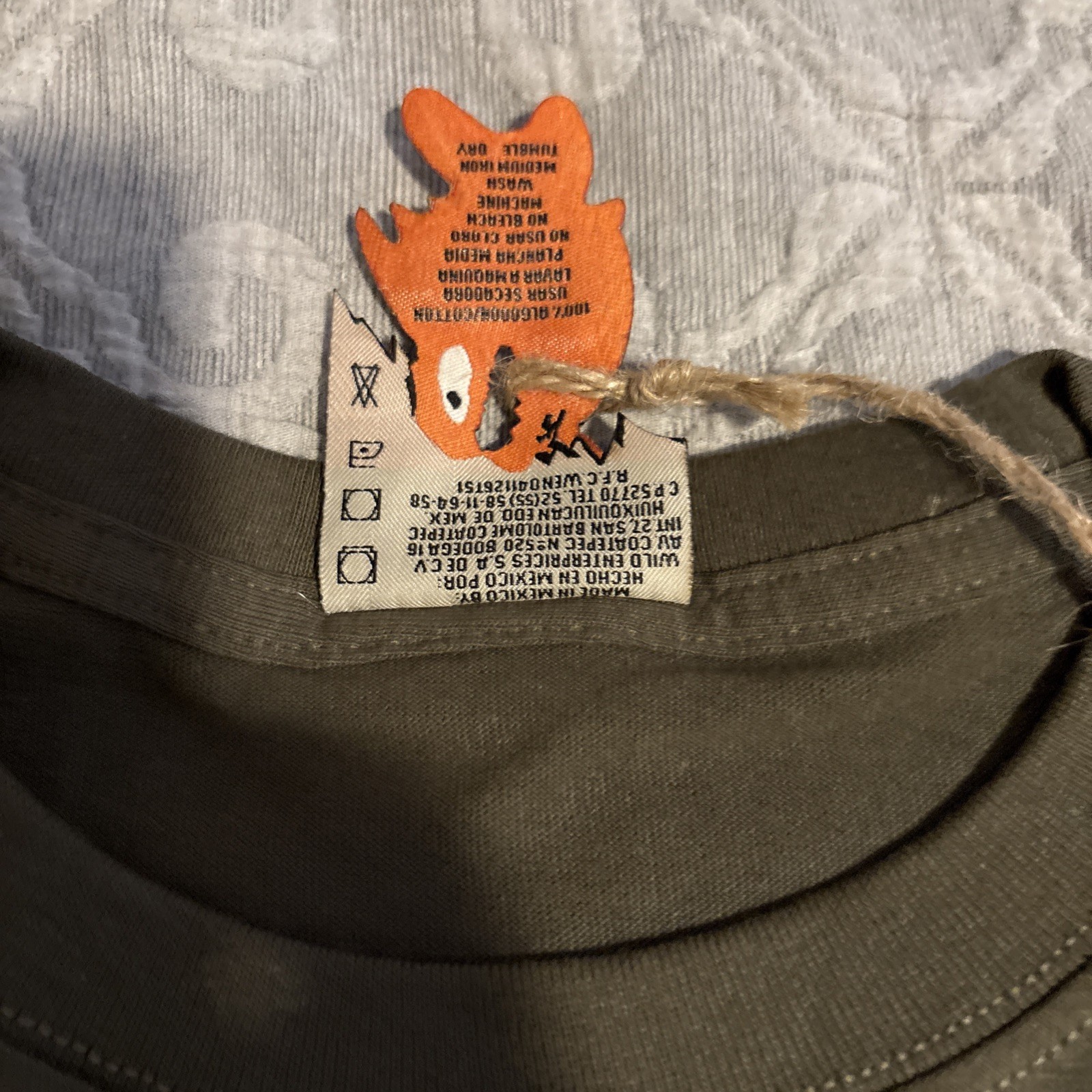 Piranha Joe Shirt Rum Olive St Maarten. Size L