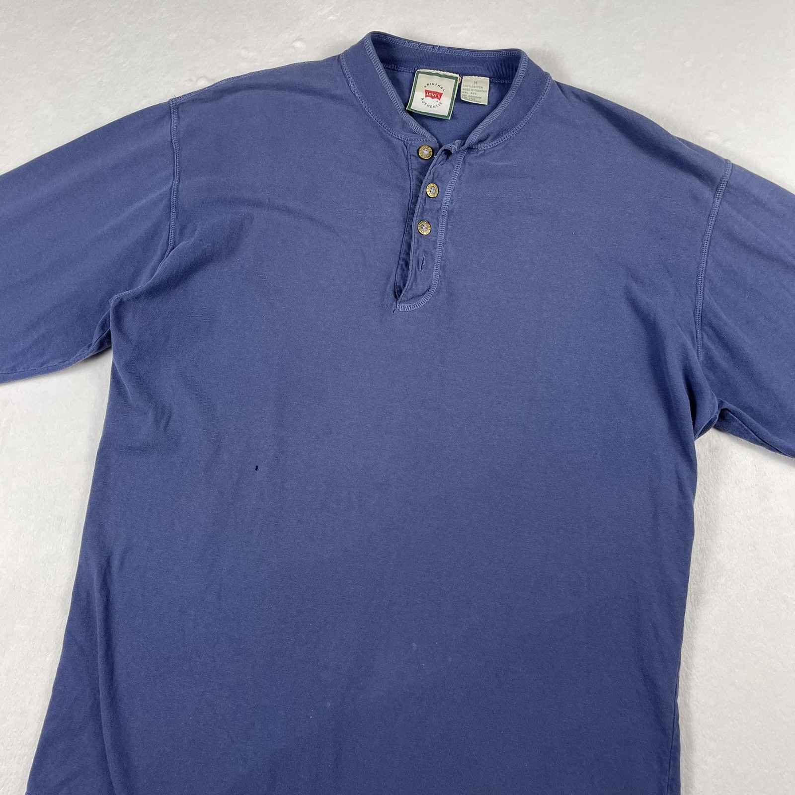 Vtg 90s Levis Shirt Mens M Blue Henley Long Sleeve Cotton Logo Patch Distressed