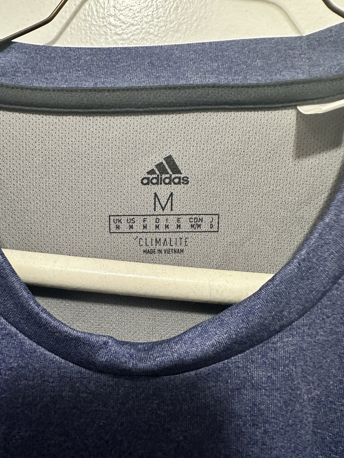 adidas Shirt Mens M dusty blue Short Sleeve Dri Fit T Shirt