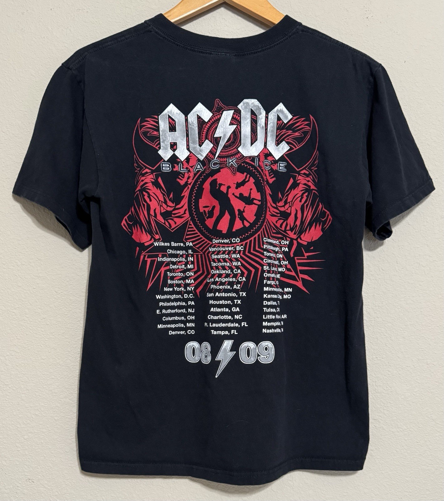 Vintage AC/DC Rock N Roll Train Black Ice 08/09 Tour Band T-Shirt Medium Anvil