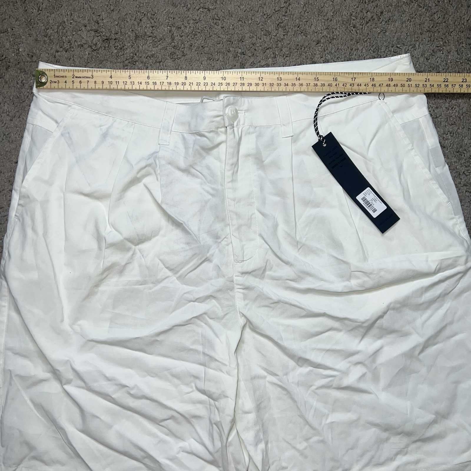 NWT PAPER PLANES WHITE DOUBLE PLEATED SHORTS SIZE 3XL MSRP $138