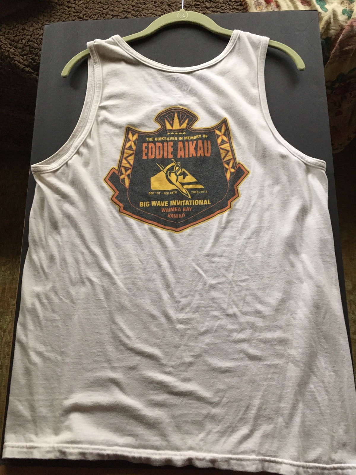 EDDIE AIKAU QUIKSILVER TANK BIG WAVE INVITATIONAL WAIMEA BAY HAWAII M