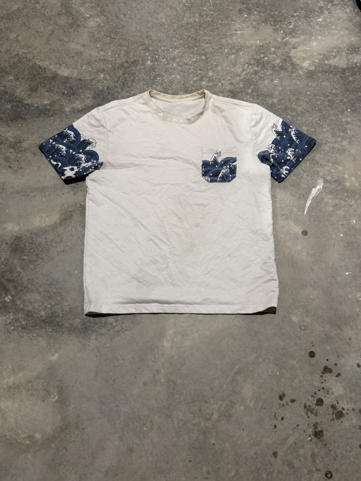 Y2K Demon Slayer Waves White Sz L Tee Cotton Poly Blend