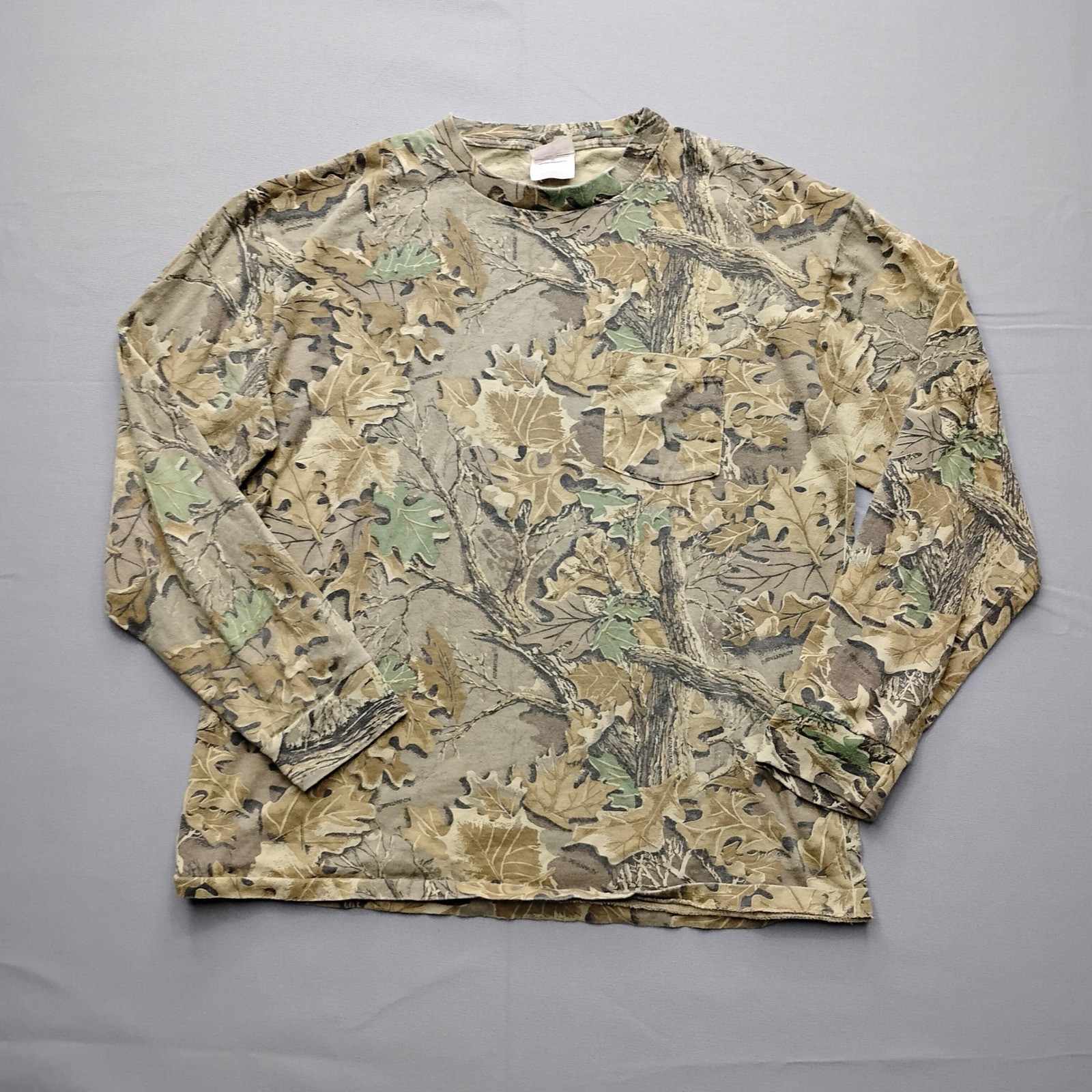 Wrangler Rugged Wear Mens XL Camo Long Sleeve Pocket T-Shirt Advantage Realtree