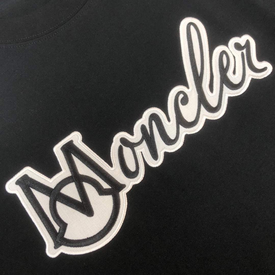 New Moncler Unisex Black Crew-Neck Short-Sleeve Cotton T-Shirt M