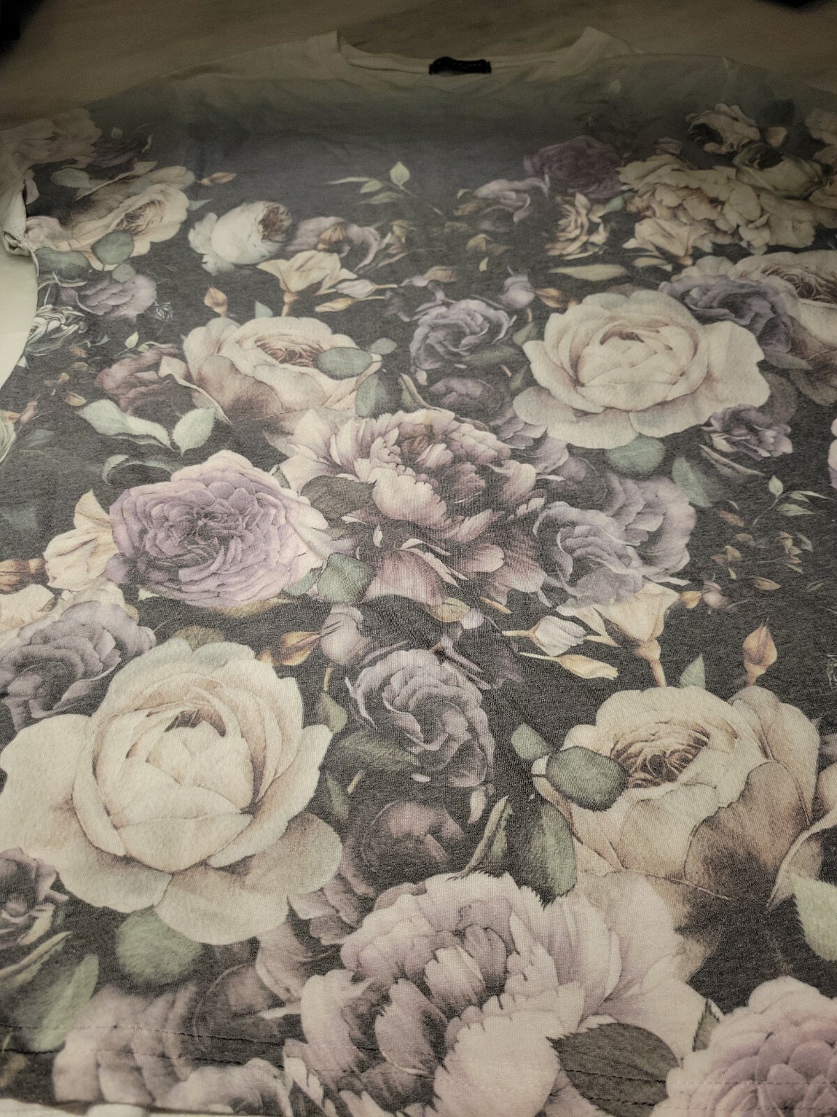 New Look Men’s Size MED Floral Graphic Print Short Sleeve Tee