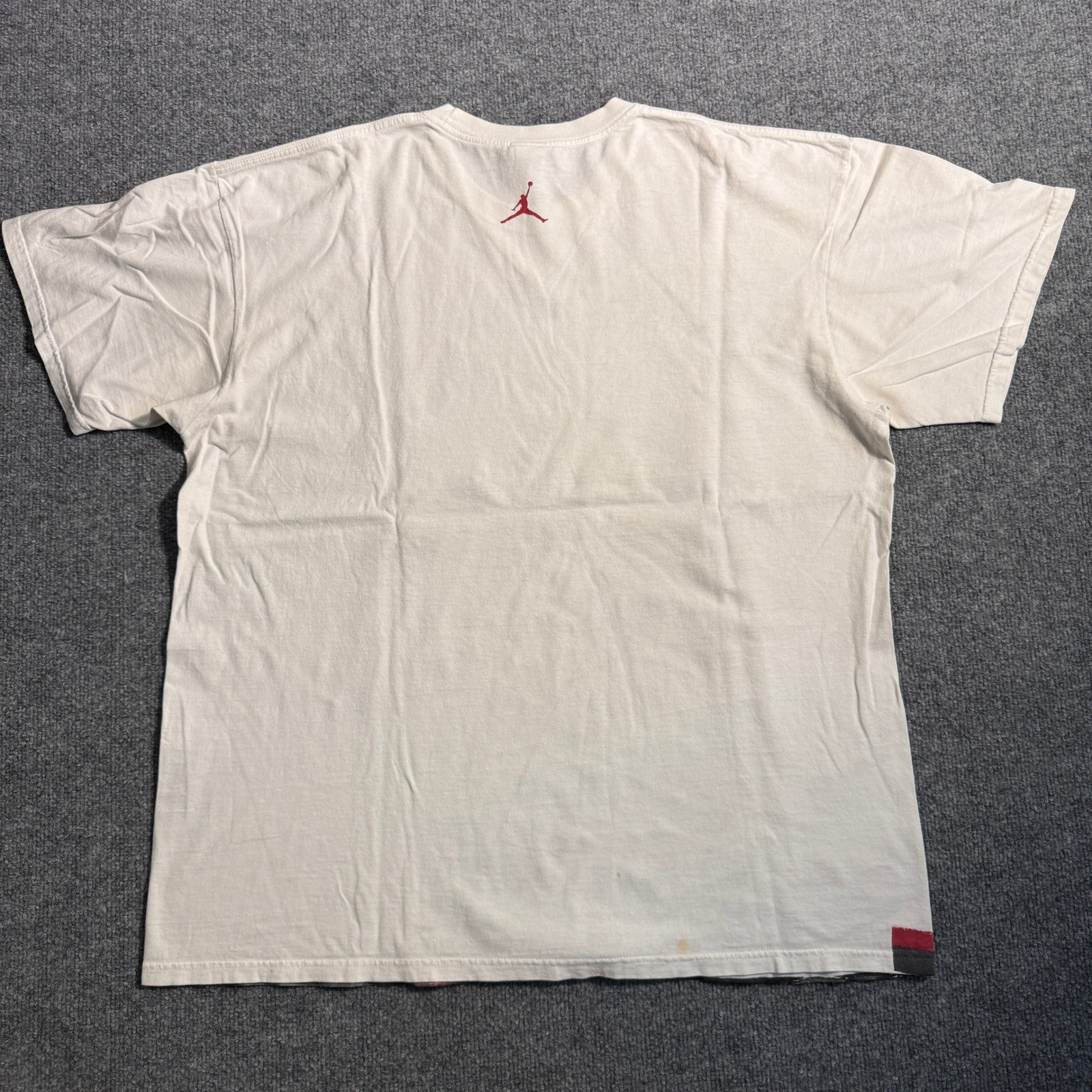 Vintage Y2K Jordan Brand Graphic T-Shirt Mens XL Cream Red Jumpman Sneaker Tee