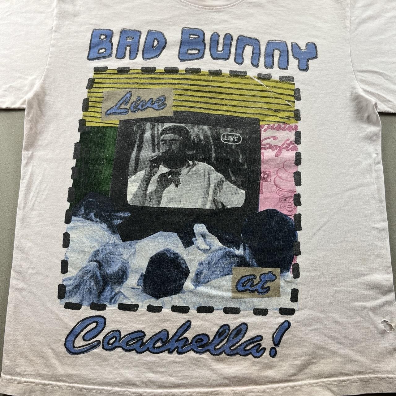 Bad Bunny Coachella T-Shirt Mens Medium Light Pink Live Music Arts Festival 2023