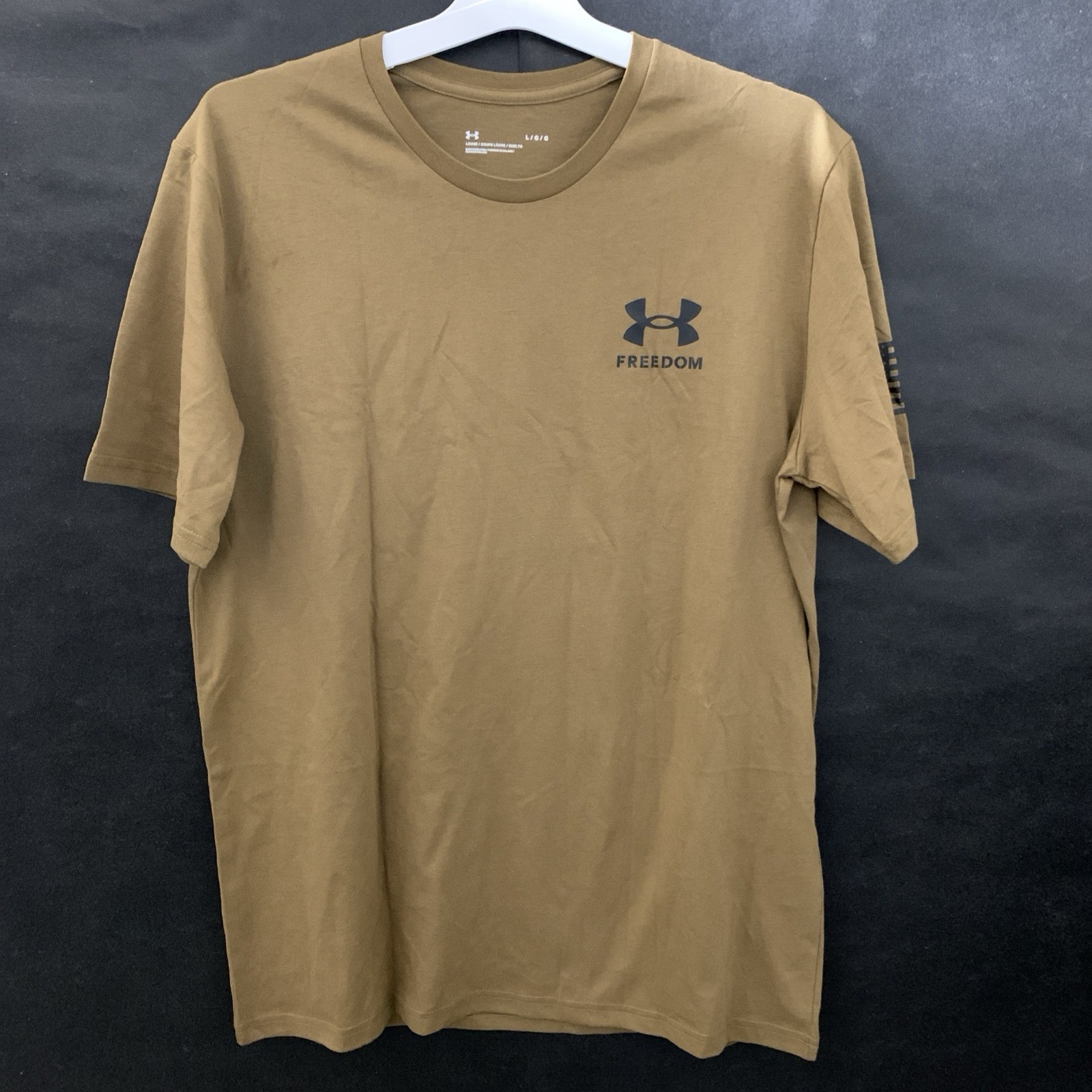 PICK SIZE – Under Armour 1370810 Men’s Athletic UA Freedom Flag Coyote T-Shirt