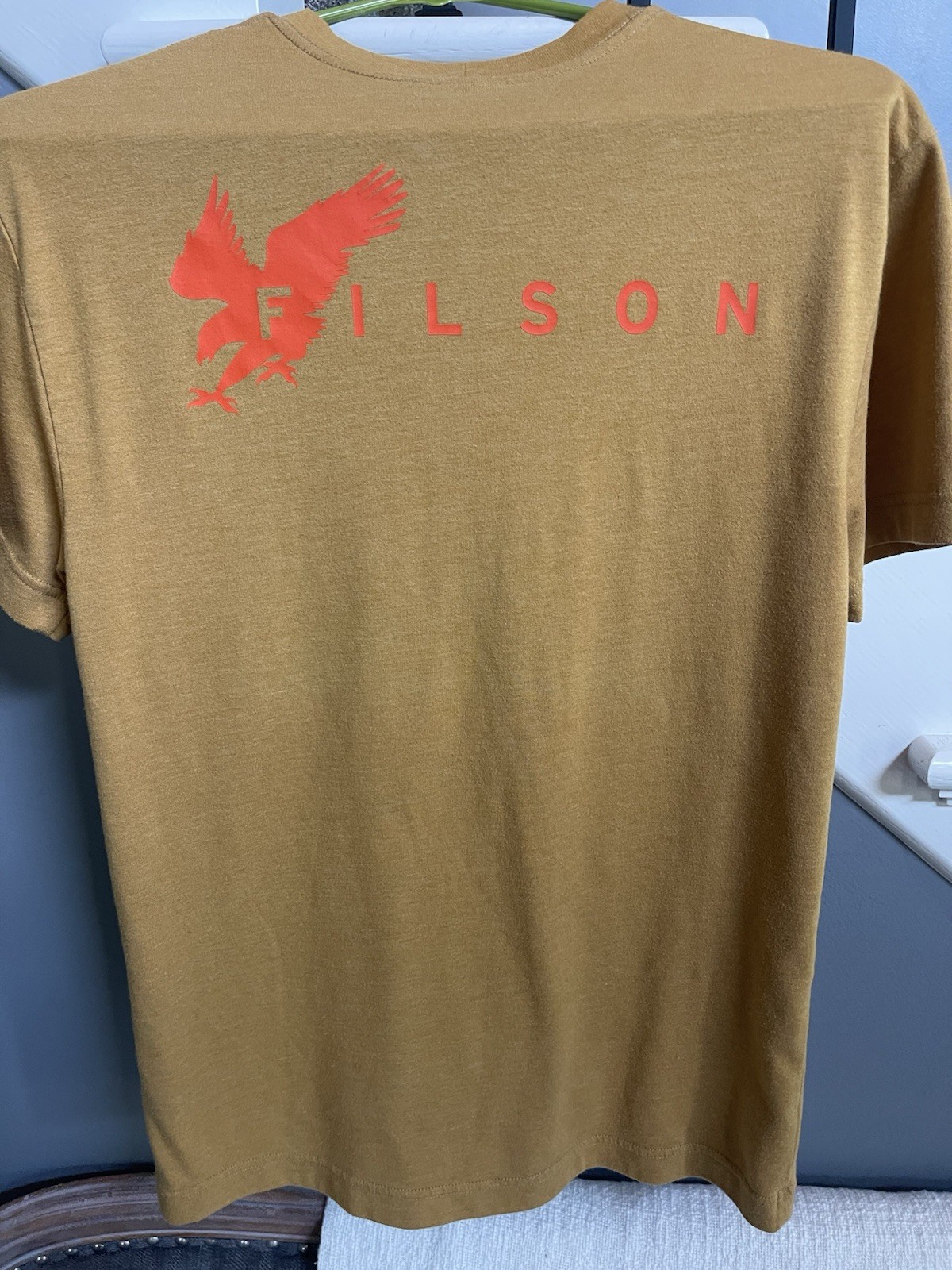 Mens Filson Short Sleeve Soft Graphic Heather Gold Yellow Tee T-Shirt Size XS