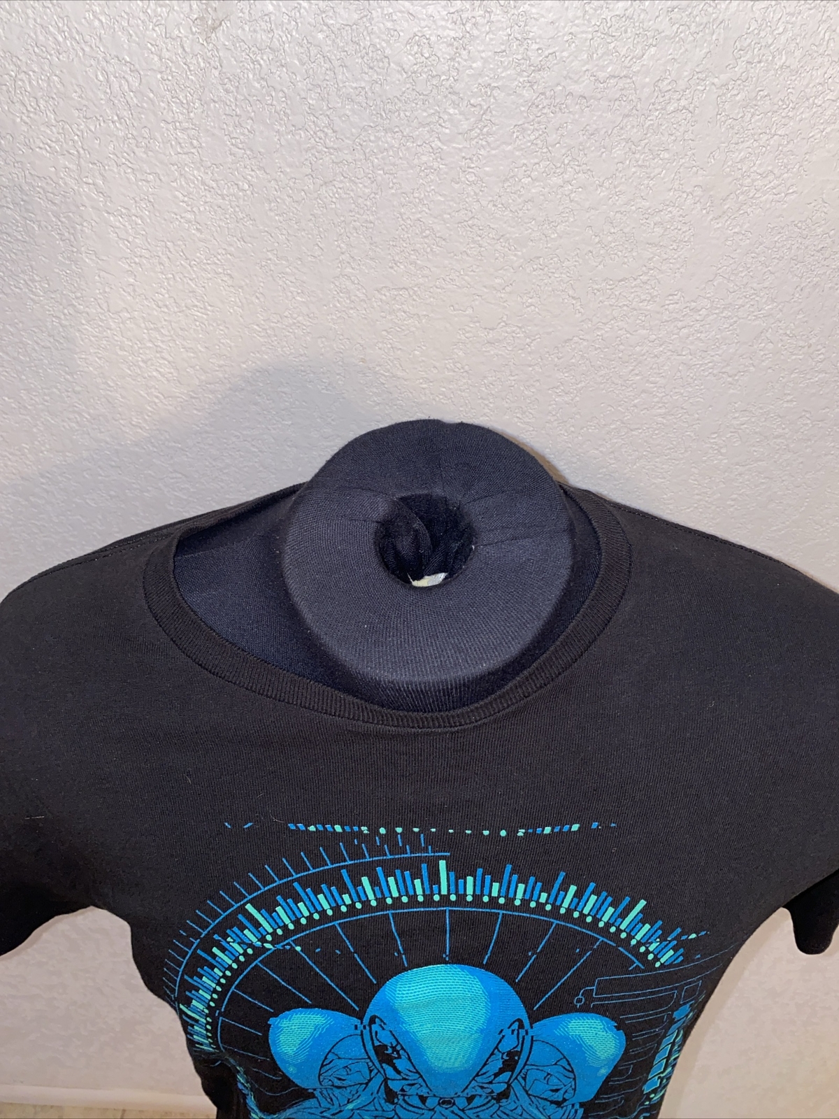 West World Synthetic Drone Robot Heads T-Shirt Large Black HBO TV Sci-Fi Mystery