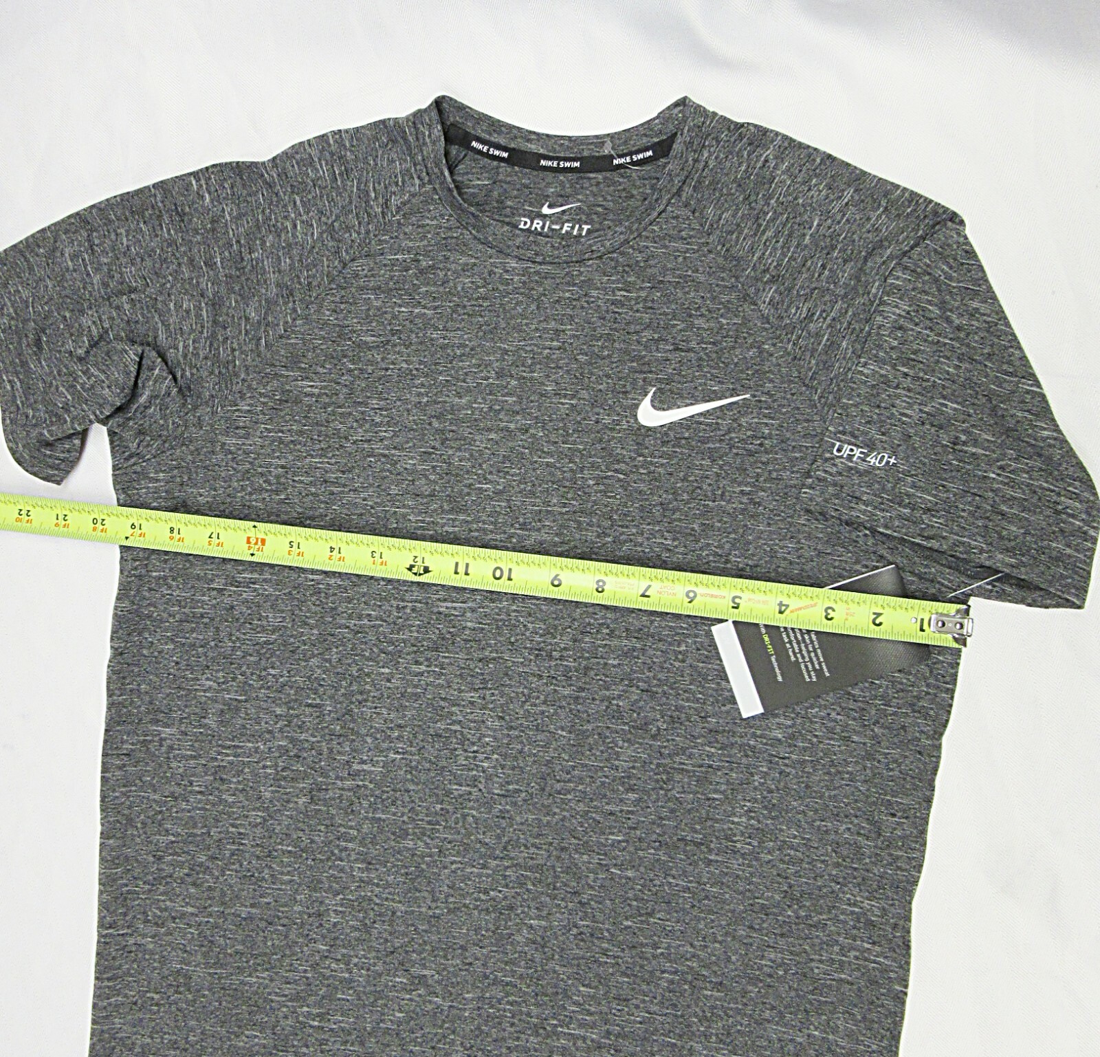 Nike Men’s Hydroguard Dri-FIT Stretch UPF 40+ Guard Swim Top Size M Gray NWT