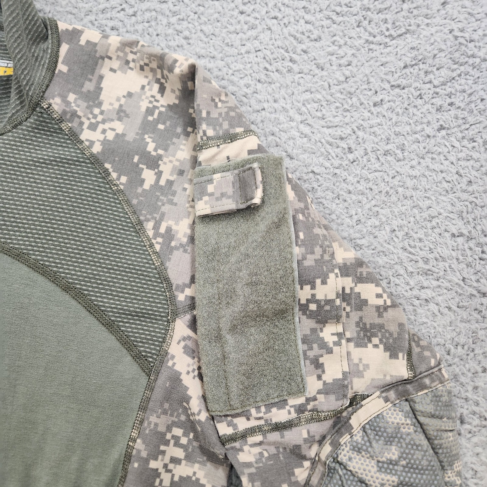 Massif Shirt Mens XS Performance Team Soldier Tactical Camo Gear Army Combat