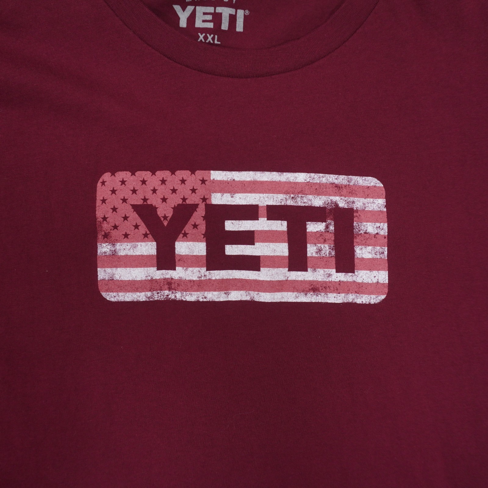 YETI US Flag Badge Logo Short Sleeve T Shirt Mens 2XL Maroon Red 100% Cotton