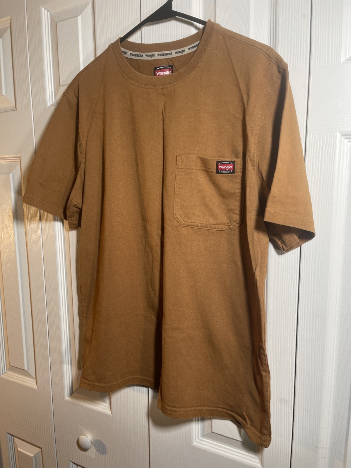 Wrangler Workwear Pocketed Embroidered Tag T Shirt Western Excellent Size Medium