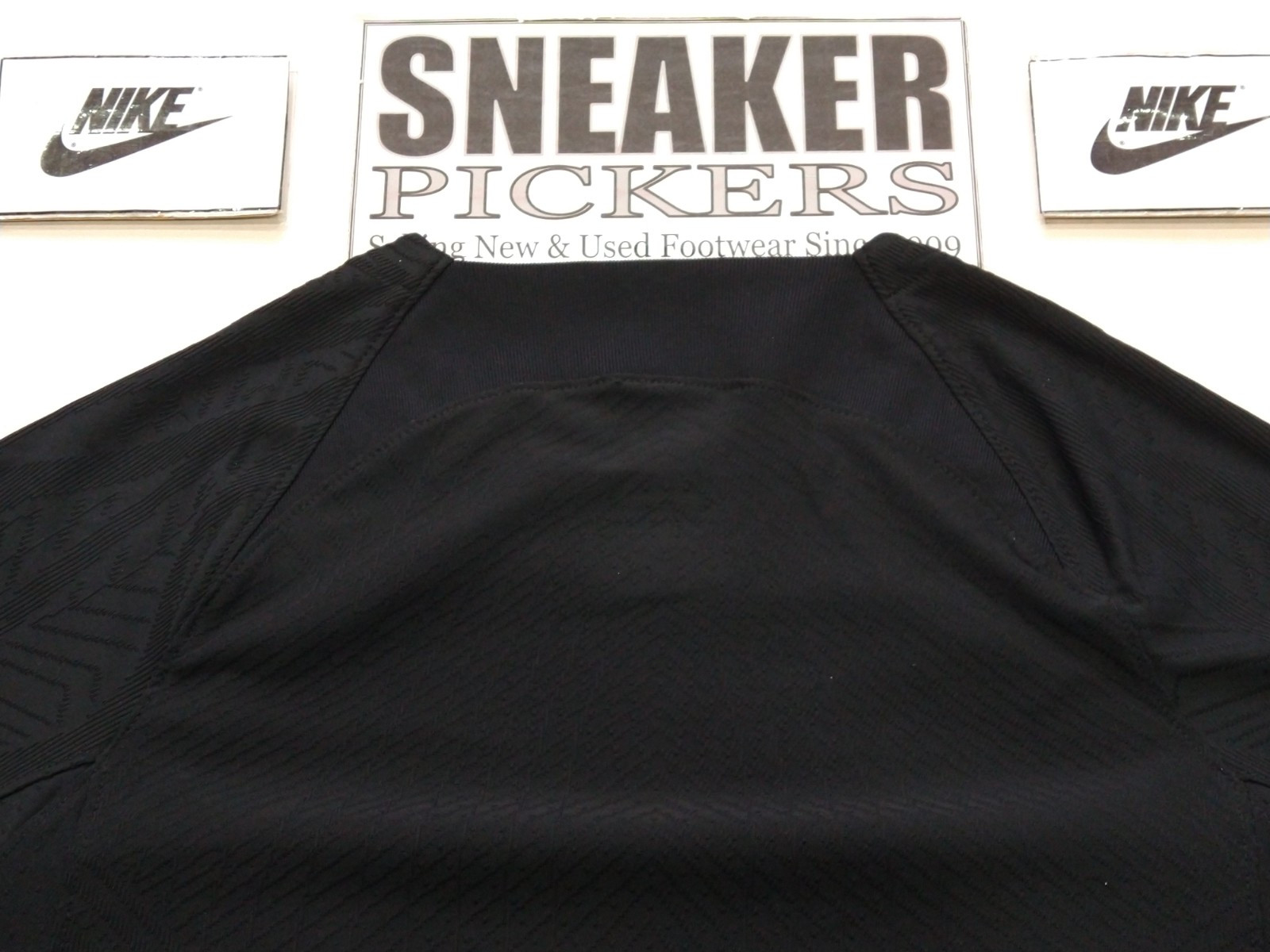 Nike Dri-FIT ADV Vapor 4 Knit Soccer Jersey – DR0671 010 – Black – Size: S – NWT