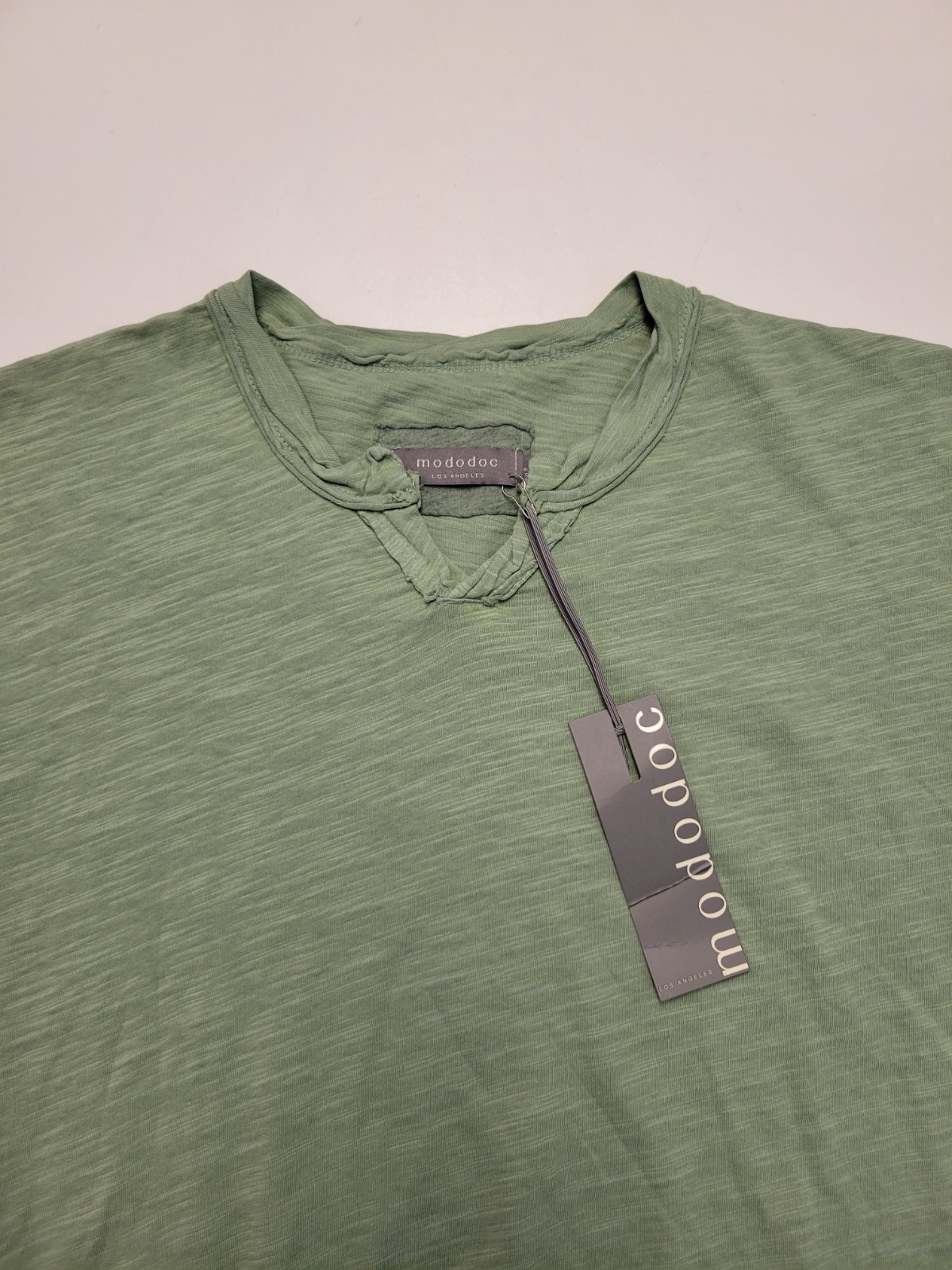 $65 New MODODOC Short Sleeve HENLEY SHIRT Men’s LARGE L Hazy Sage Green COTTON