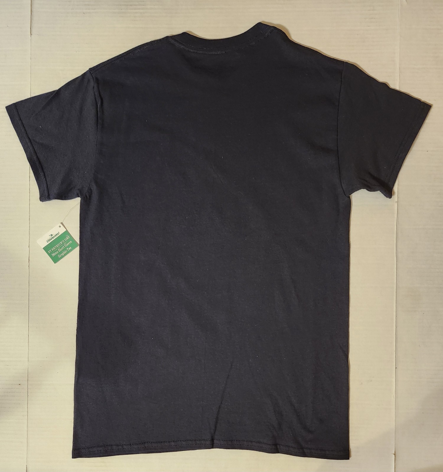FREE Men’s Celebrate Black St Patrick’s Day LUCKY Cat Unicorn T Tee Shirt L NWT