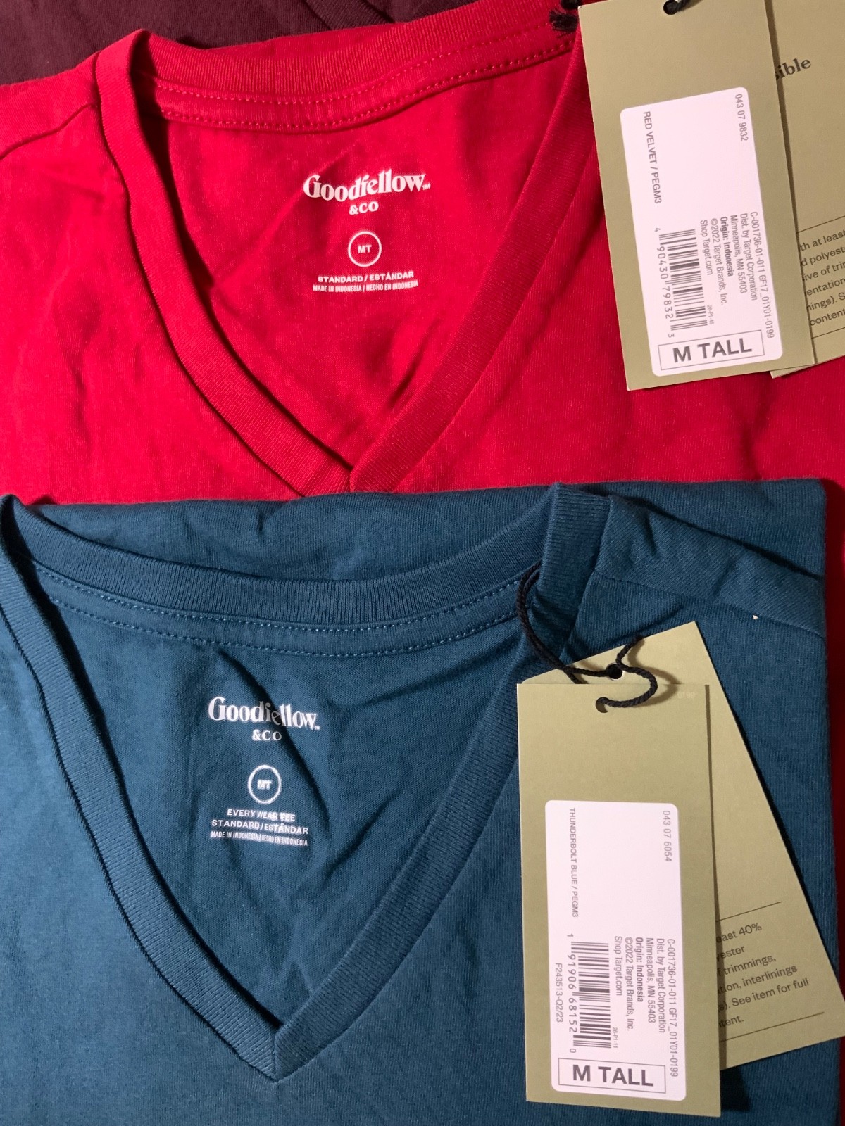 Men’s V-Neck T-shirt MEDIUM TALL short sleeve Standard Cotton/Poly color choice