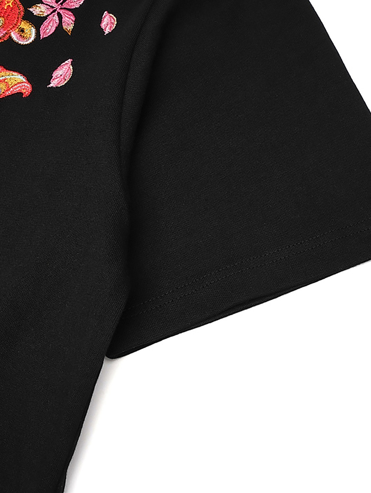 Niepce Men’s Floral Koi Fish Embroidery Tee Japanese Streetwear T-Shirt