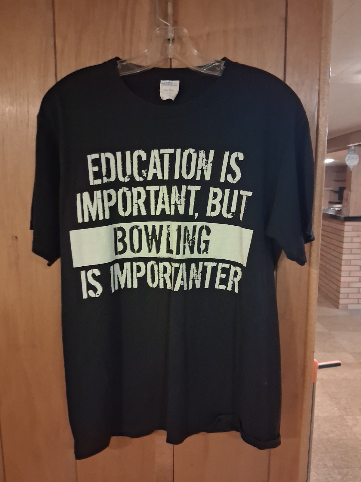 PORT & COMPANY Mens Short Sleeve Funny “Bowlers” Shirt! Stretchable! Med