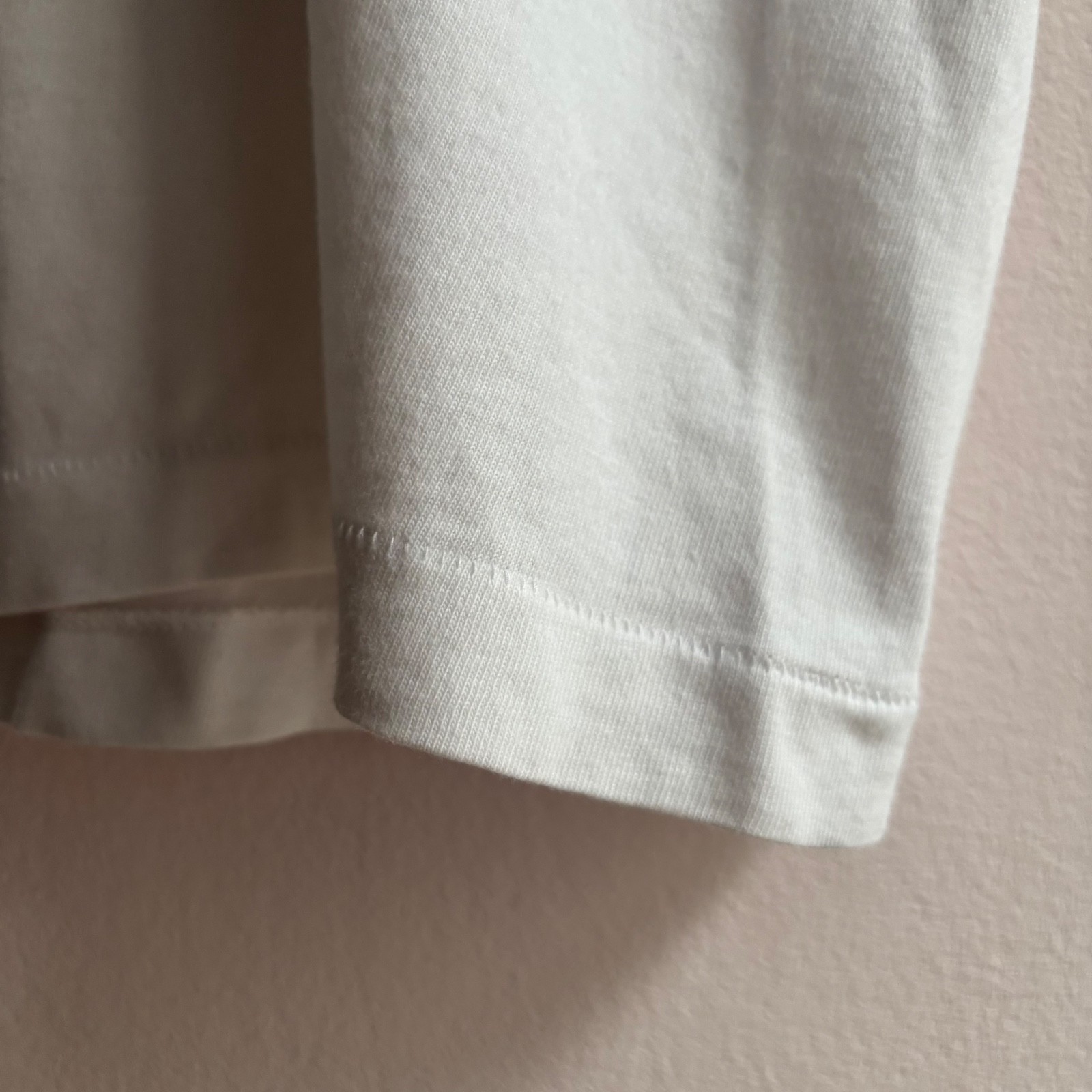 Uniqlo UT KAWS Companion Graphic T-Shirt White Mens Size L XX Sleeve