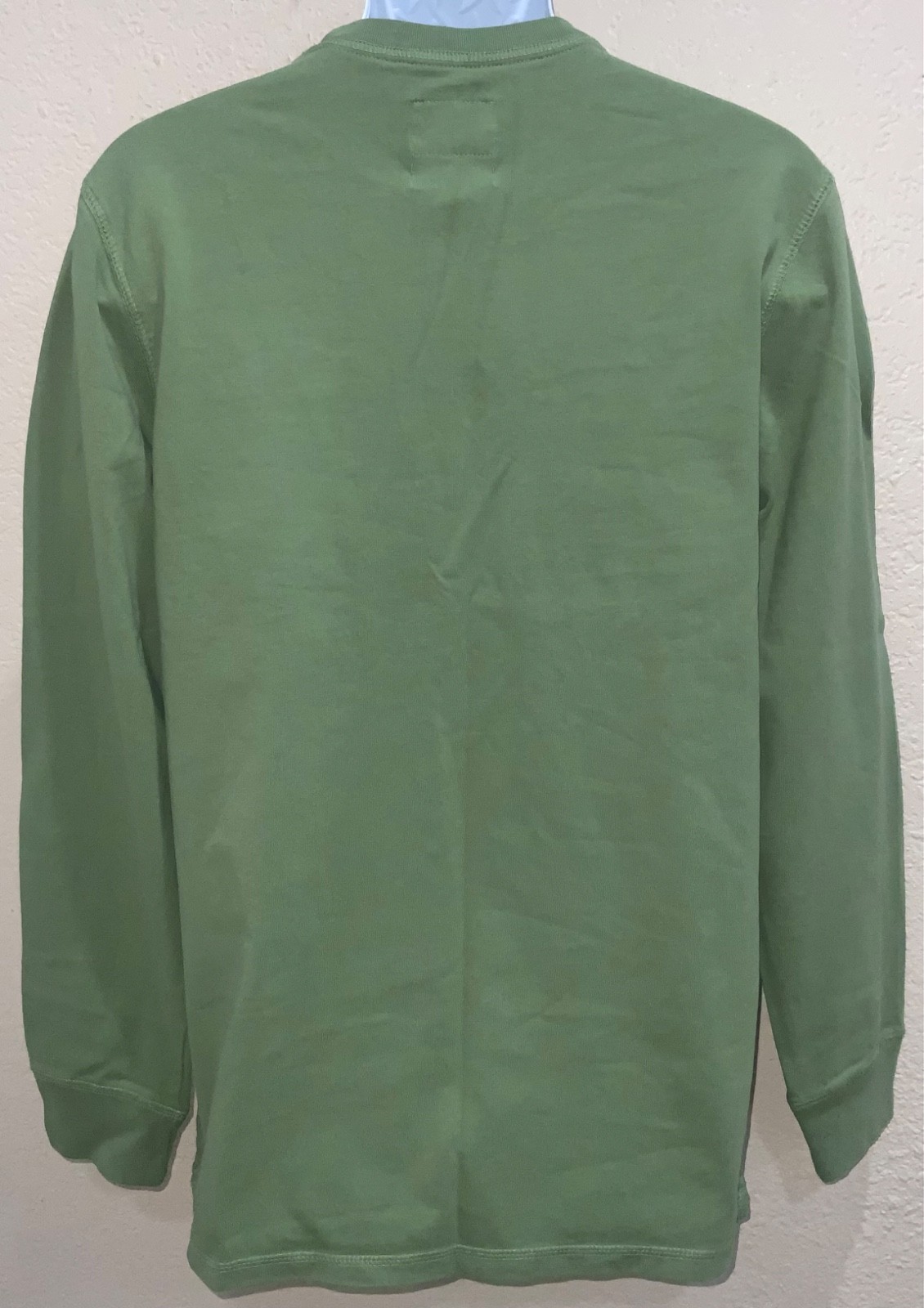 Thick LONG SLEEVE mid weight Crew Neck POCKET T-Shirt Standard Fit Goodfellow
