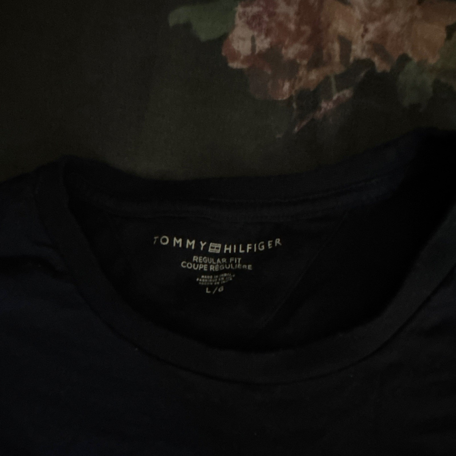 Tommy Hilfiger Men’s Navy Logo Graphic Print Regular Fit Crew Neck T-Shirt L