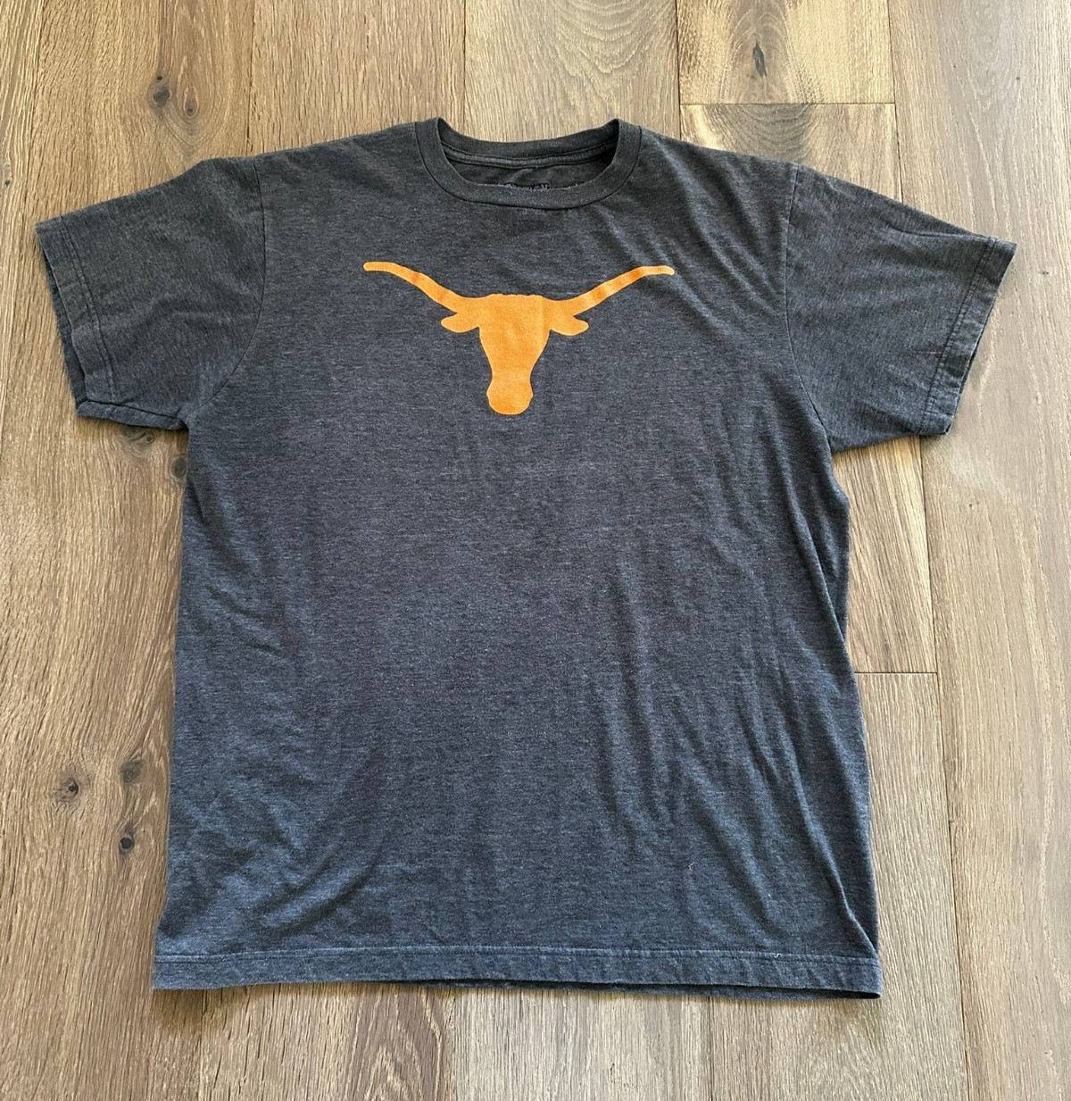 University of Texas Majestic Section 101 Heather Gray Mens Large Triple Peak Tee