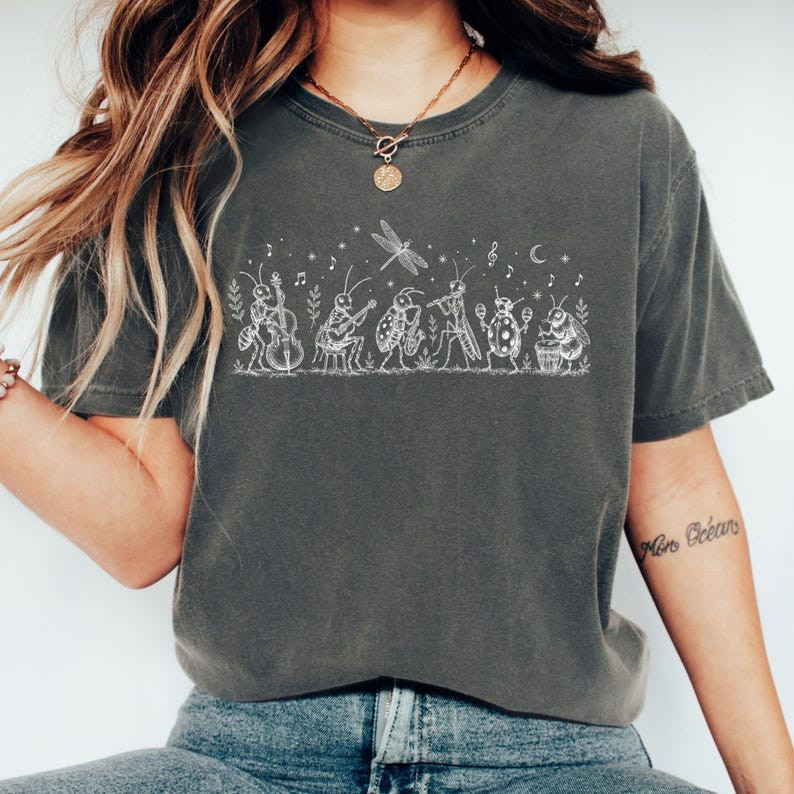 NK Divide Indie Folk T-Shirt, Vintage Insect Music Graphic Tee