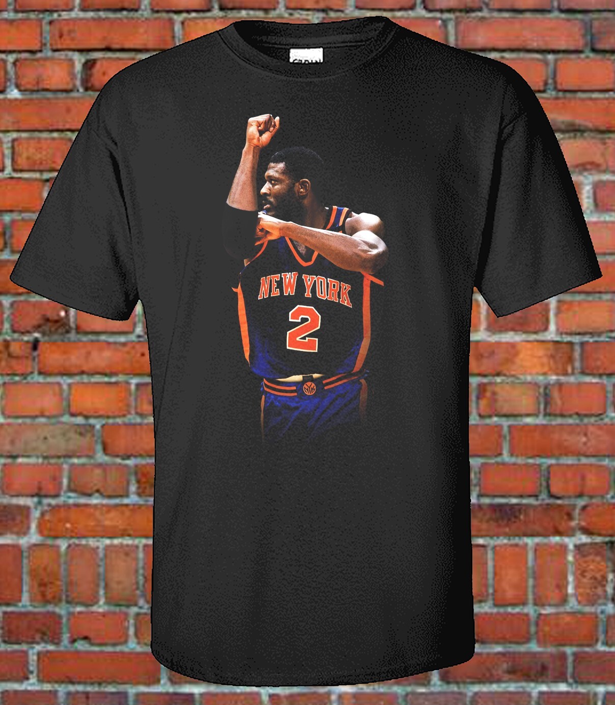 Larry Johnson – Grandmama Graphic T shirt Holding up the L Basketball Legend