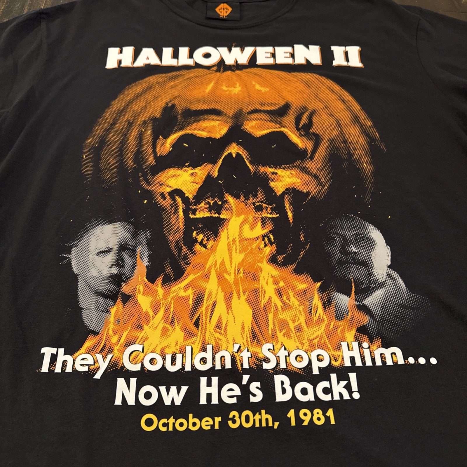 Graveyard Goods Halloween II Now He’s Back T Shirt Rare – XL