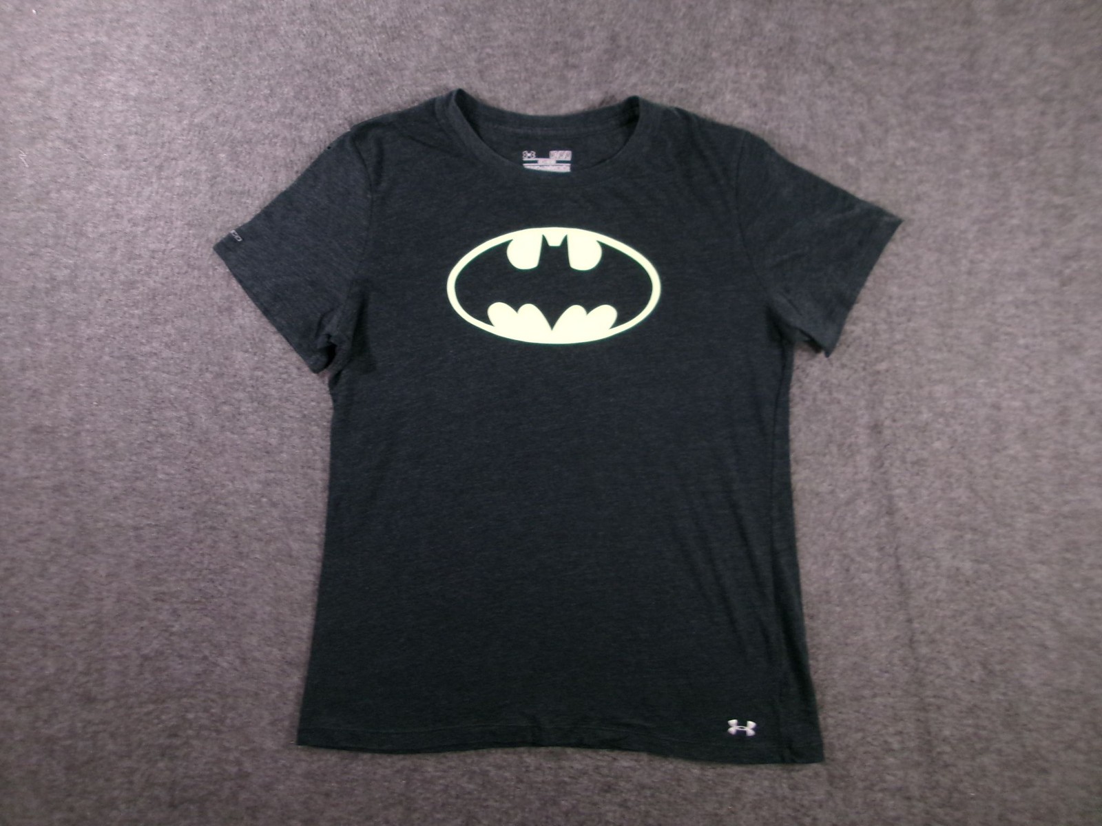Under Armour Batman Shirt Men Medium Black HeatGear Semi-Fitted Charged