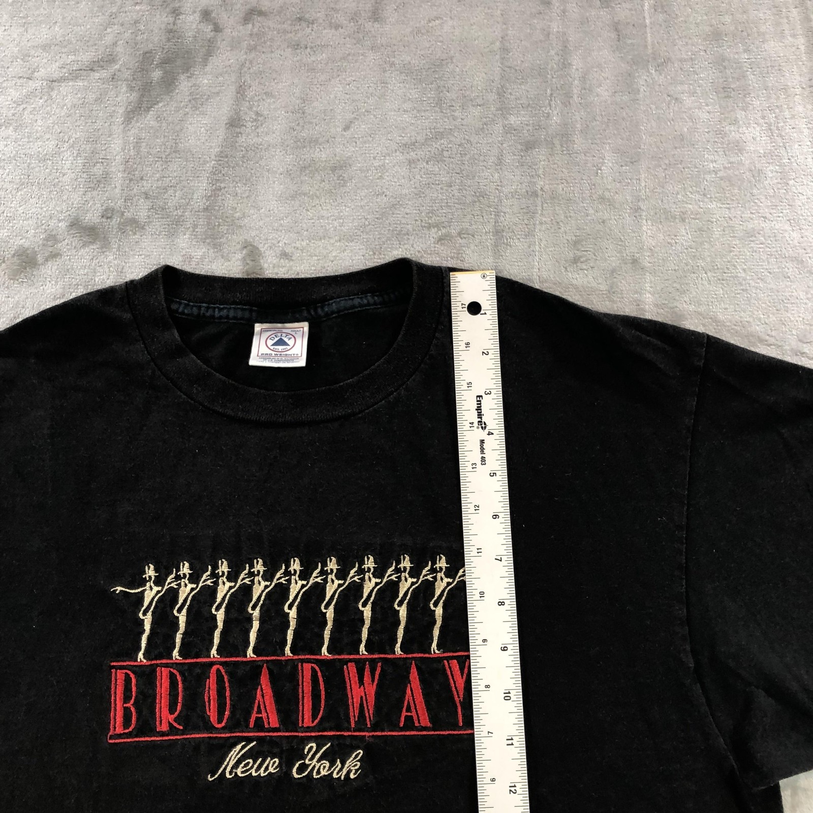 Vintage Broadway New York Shirt Mens Large Black Delta Theater Graphic Tee